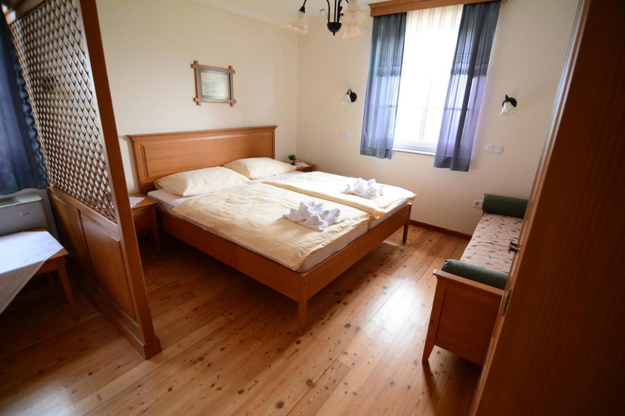 Gostisce Vinski Hram Otel Ivanjkovci Dış mekan fotoğraf